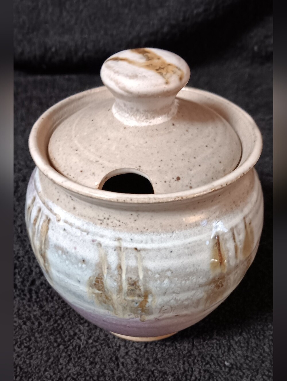 Peace Roots Studio -art pottery